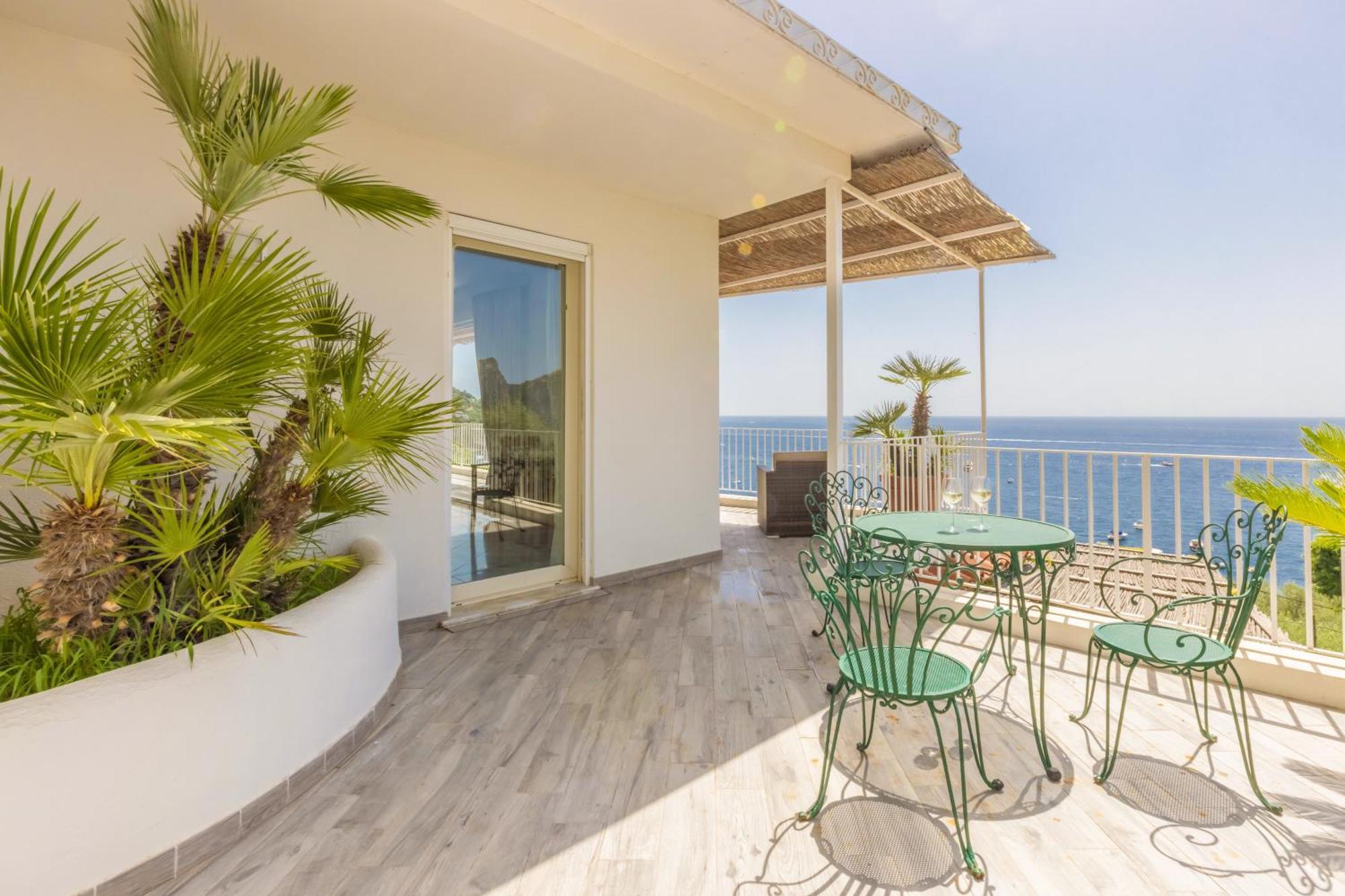 Villa Rita Apartments ماسّا لوبْرينسِ المظهر الخارجي الصورة