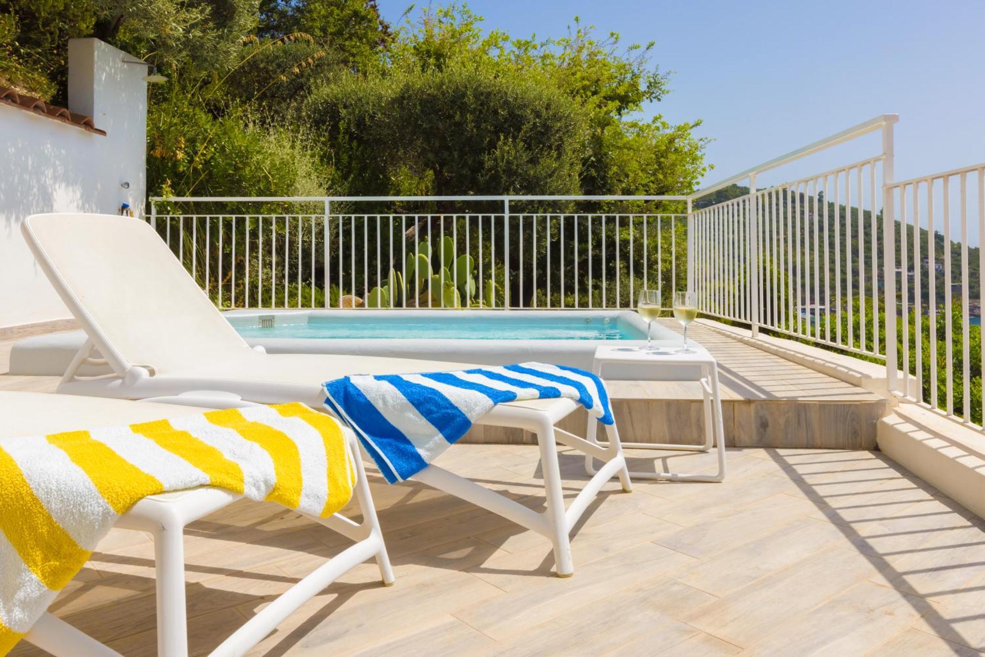 Villa Rita Apartments ماسّا لوبْرينسِ المظهر الخارجي الصورة