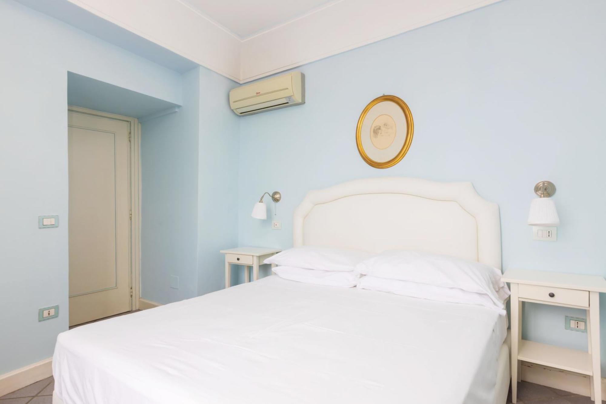 Villa Rita Apartments ماسّا لوبْرينسِ المظهر الخارجي الصورة
